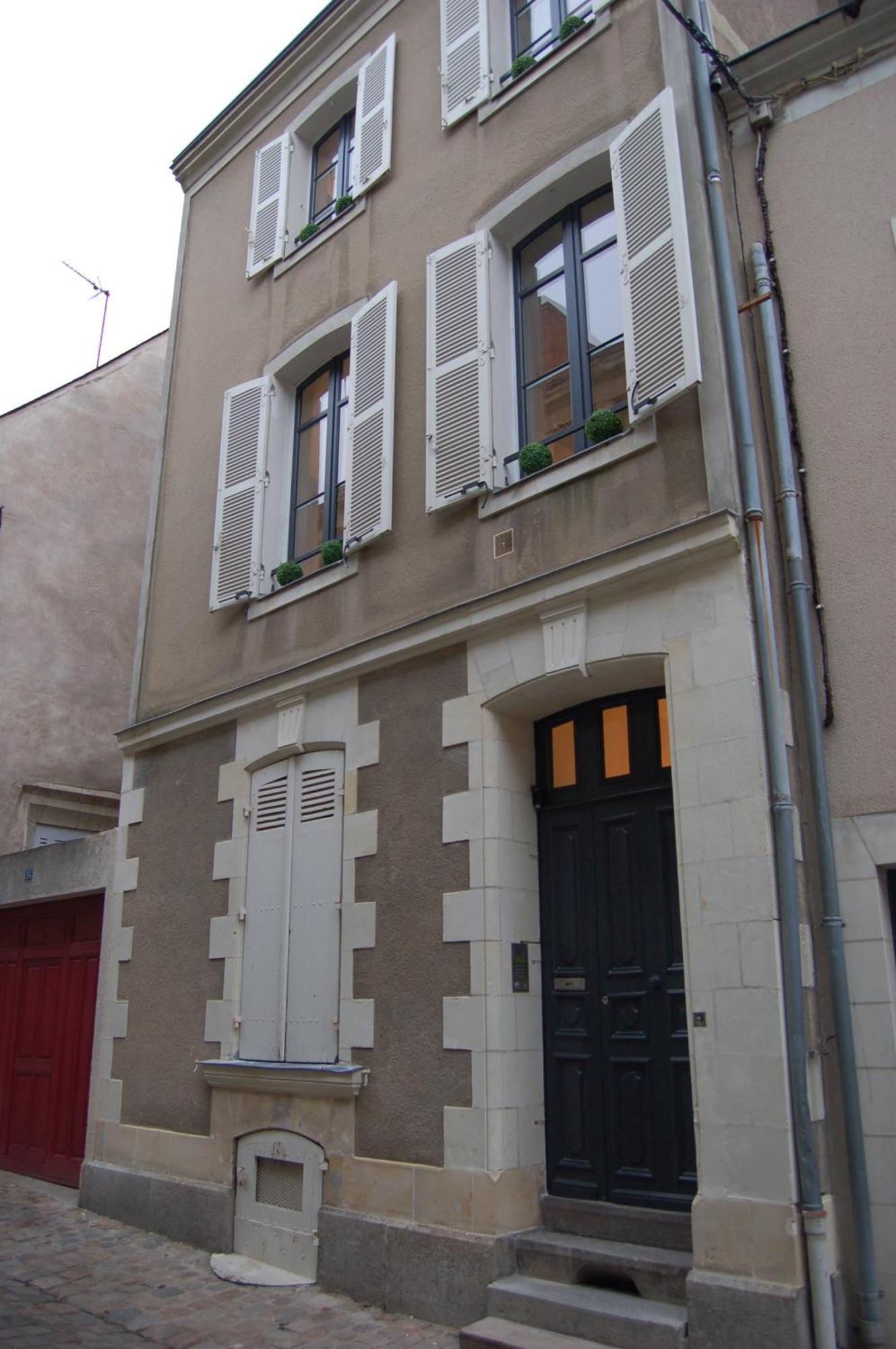 Apartment Suit'home Jacobins Angers