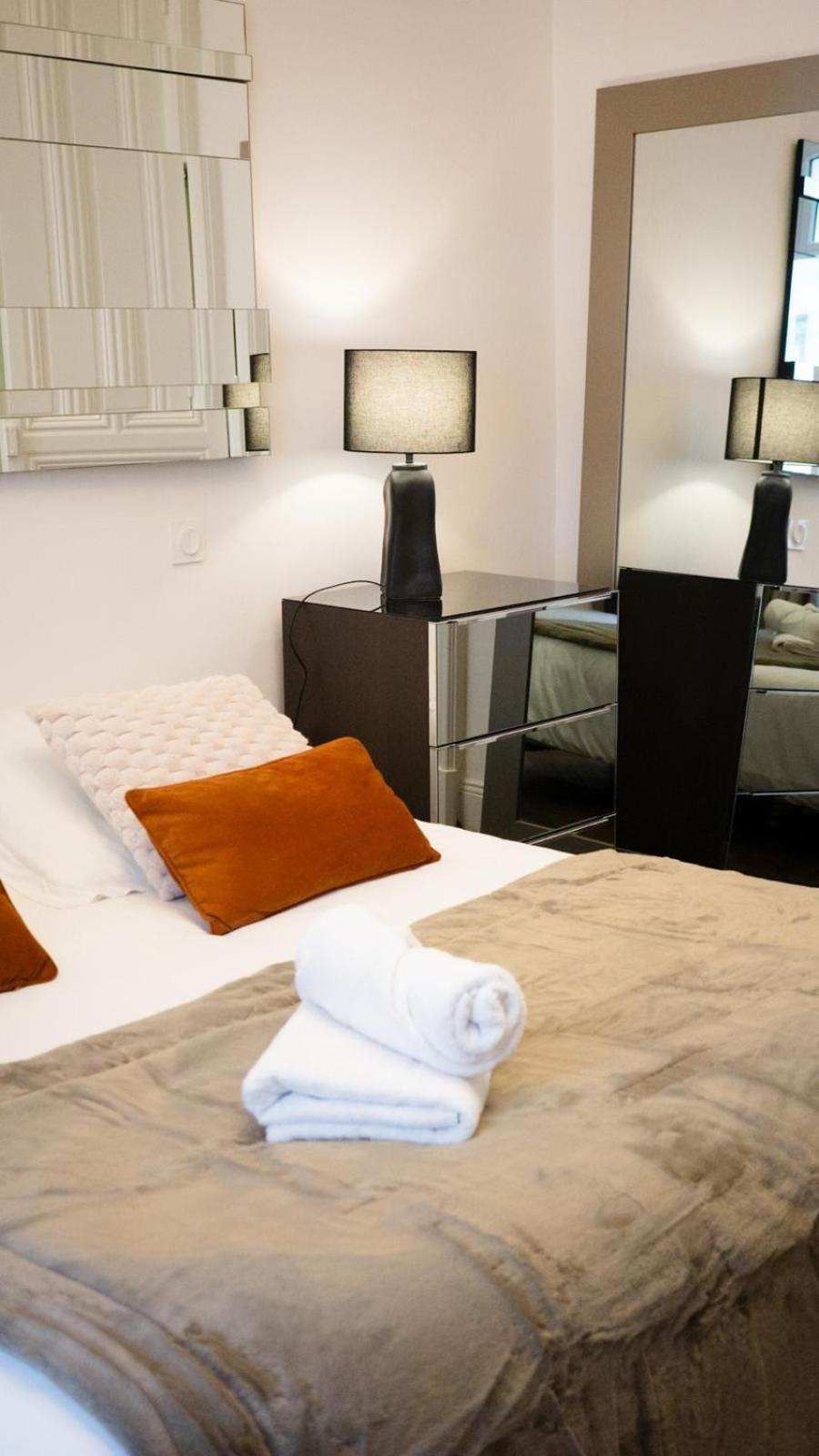 Apartment Suit'home Jacobins Angers